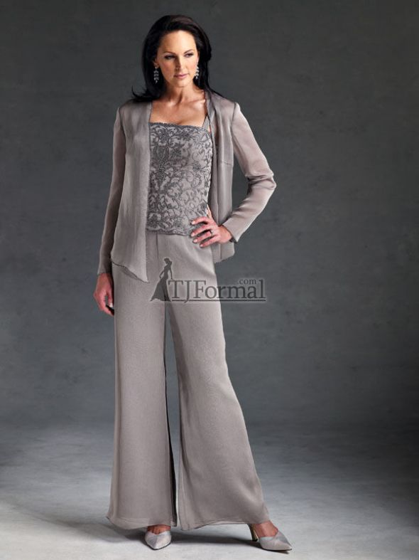 What is your mom wearing? :  wedding mob 640886