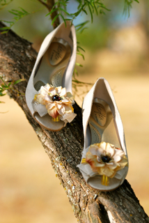 Our $3000 rustic wedding, very pic heavy. Pro recap :  wedding rustic recap budget diy Picture 250