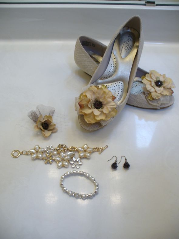 anyone else opting for flats on the big day?!?! :  wedding Accessories