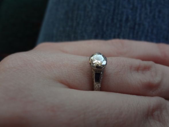 It happened! :  wedding proposal ring Chistmas 009