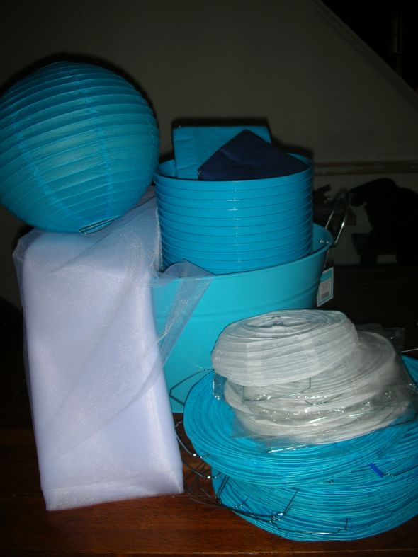 Turquoise Blue Champage Buckets Napkins and Lantern Lights wedding 