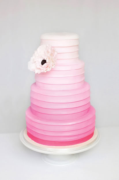 Cake “upgrade” costs seem unreasonable?
 Gradient Wedding