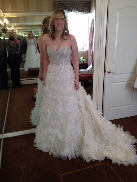 calling all Lazaro ladies! : wedding dress lazaro veil Lazaro4 Anon
