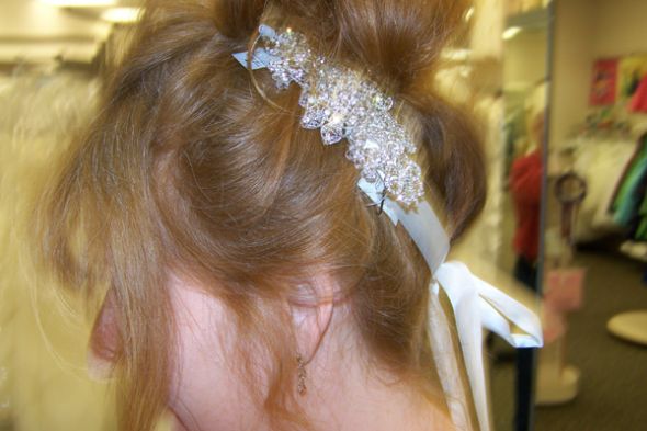 What are you wearing in your hair? :  wedding Hair Ornament