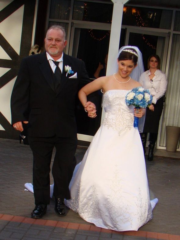 11/13/11 recap non-pro pics...$7,000 budget (pic heavy) :  wedding recap budget royal blue south carolina non pro pics barn wedding diy 327618 2271443148712 1327635262 32199915 196965110 O