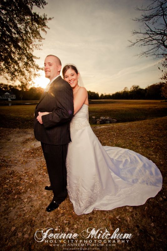 11/13/11 recap non-pro pics...$7,000 budget (pic heavy) :  wedding recap budget royal blue south carolina non pro pics barn wedding diy 331848 10150470362151224 129892631223 10779670 1968997715 O