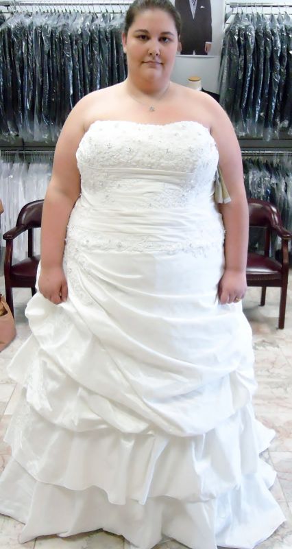 Very Fat Wedding Dress