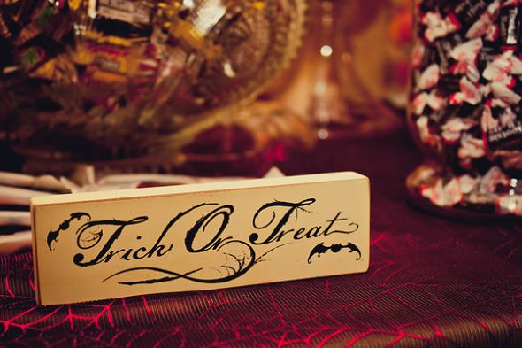 Our 10/22/11 At home Reception Recap *PIC HEAVY* :  wedding at home reception IMG5322 M
