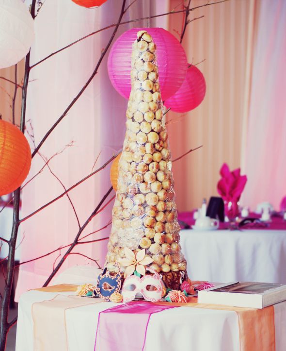 Croquembouche (french wedding cake) :  wedding croquembouche cream puff cake Cake