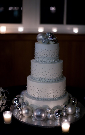 Show me your cake, this is what ours will look like :  wedding Silver Dragee Cake  2