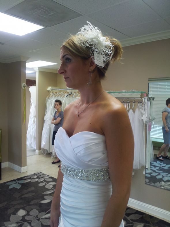 Maggie Sottero Kendra with added diamond sash : wedding maggie sottero kendra diamond sash 2011 07 23 14.03.51
