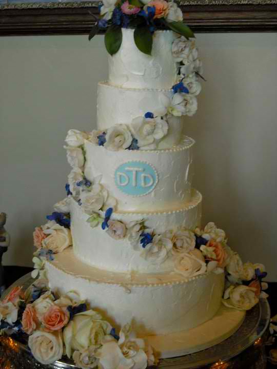 Post Your Buttercream Frosted Cakes! (Inspiration pics also welcome) :  wedding cake wedding buttercream purple Mycake
