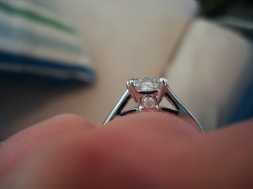 Show me your double claw prongs! :  wedding prongs double claw prongs double prongs rings DSC05392