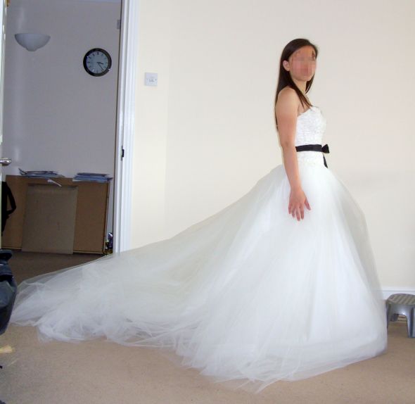 I'm short....like REALLY short! PETITE brides, post your pics! :) :  wedding short petite dress A02   Small