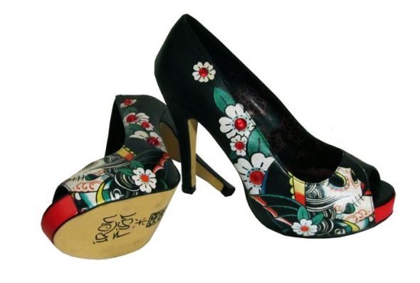 anyone else opting for flats on the big day?!?! :  wedding My Shoes
