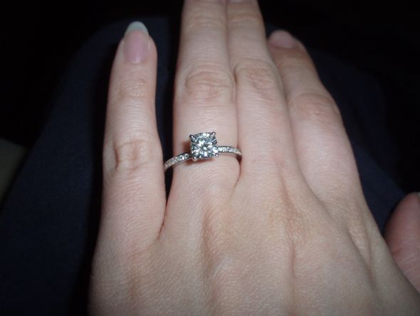 So close but yet soooo far!! If you got a moissanite show'em off.. Please :) :  wedding moissanite rings P5090068