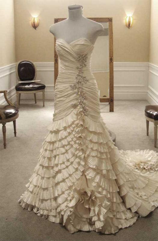 AA  Brides lets see your wedding dress married or not :  wedding aa brides show your wedding dress Myfave