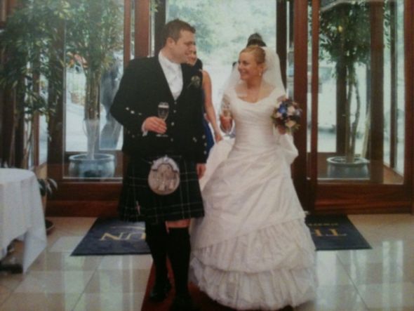 Can I See Your Poofy Ballgown? What crinoline used? :  wedding ballgown hoop crinoline skirt poof full Dress123