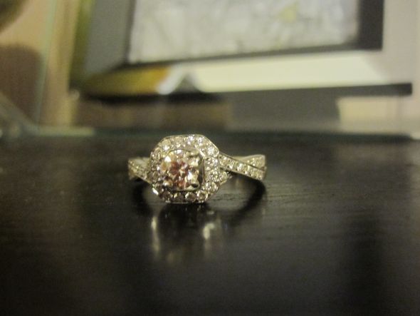 Ohhh Halo Ring Ladies!!! Show me yours! :) :  wedding ring halo IMG 1088