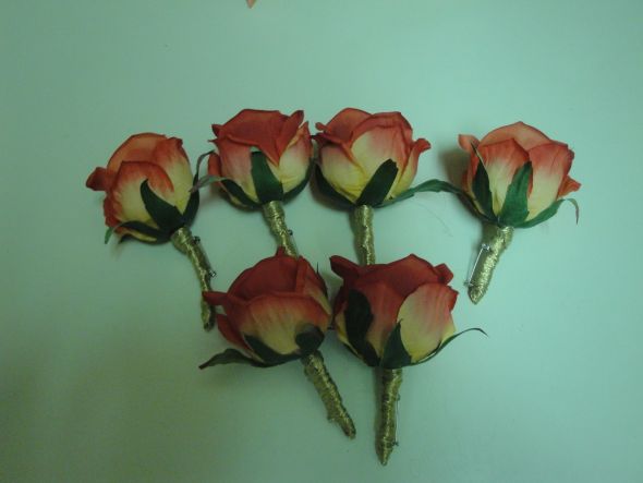 Thoughts on these boutonnierres?