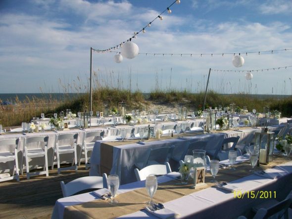 LANTERNS!!!!!!  BURLAP!!!!! Silver place card frames! :  wedding lanters burlap table runners silver rustic beach vintage placecards namecards estcort cards reception T1
