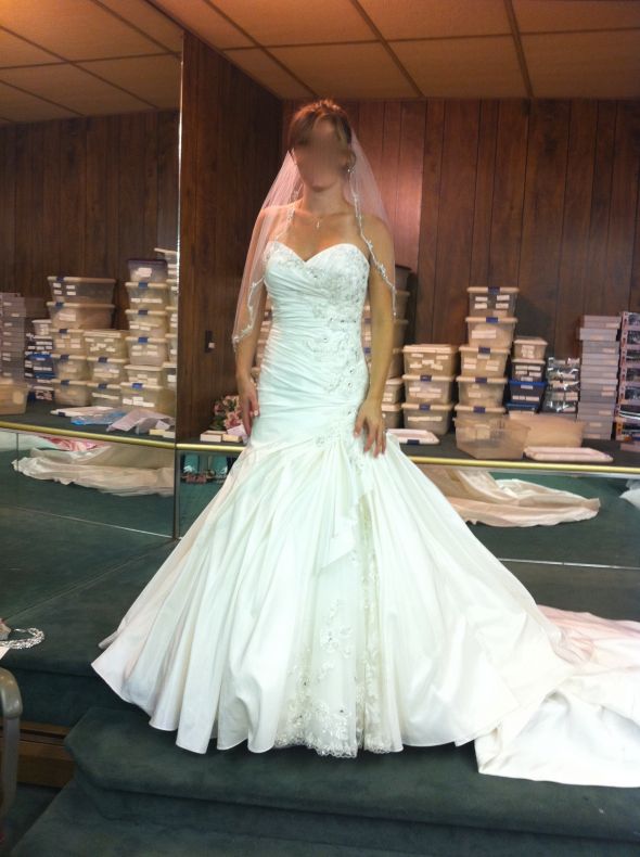 Help! I'm in Love with 2 Dresses! Help me decide! :  wedding dress decide help choose Dress 1 First Pic