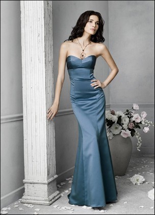 Please show me your bridesmaid dresses with the name of the designer! Thanks :  wedding Jh5679
