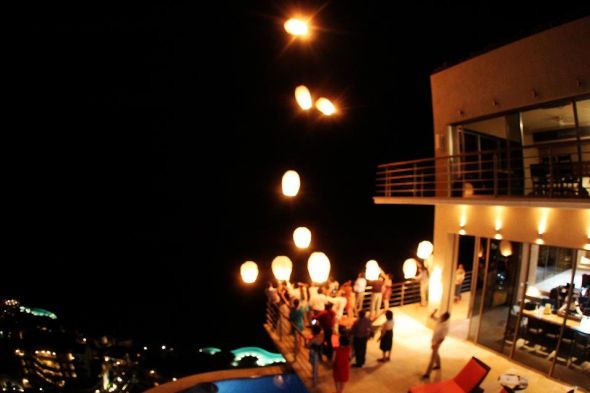 Lighting lucky balloons!