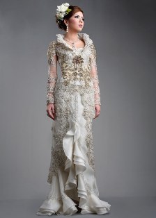 Combining Indonesian traditional dress & white dress (pics) opinion please :  wedding se asian 1