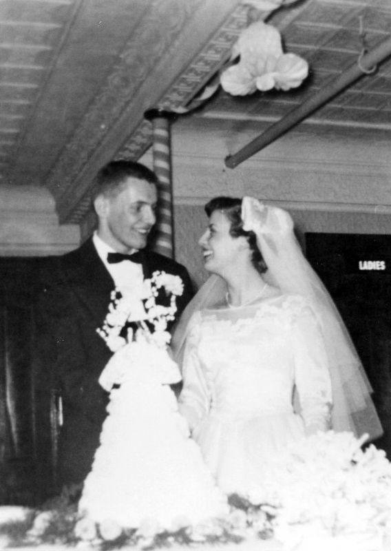 Show us your old family wedding photos! :  wedding wedding photos old pictures 18586 Morrell 287