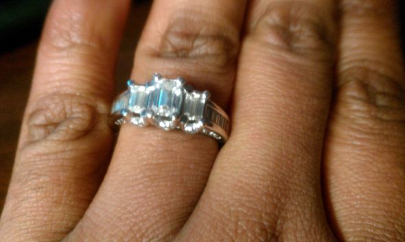 Semi-eternity three stone e-rings + bands :  wedding ring rings e ring engagement three stone 1 three stone semi eternity 1 eternity Ring