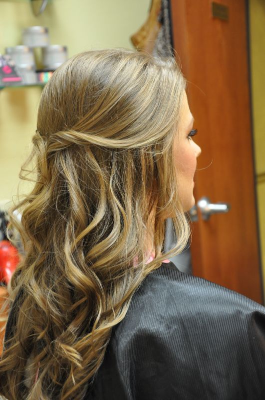 Anyone wearing their hair half up/half down? :  wedding DSC 0072