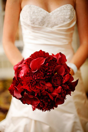 Im doing Red Dahlias and Red Callas This is my inspiration minus the roses