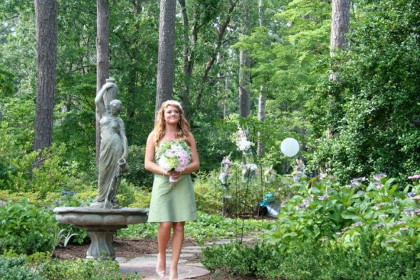Wedding recap- pic heavy :  wedding 263063 10150299143169359 540719358 9208698 194188 N