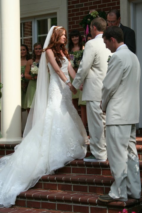 Wedding recap- pic heavy :  wedding 270380 10150299147634359 540719358 9208761 4687935 N