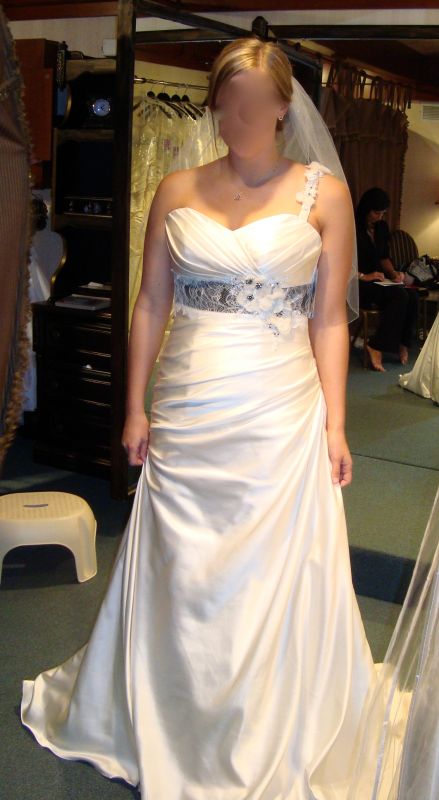 Essense of Australia brides, can I see your dresses??? :  wedding essense dress DSC01684   Version 2