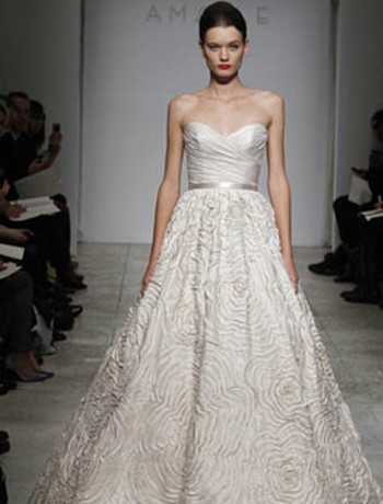 Wedding Dress Dilemma!   Paloma Blanca #3609 or Priscilla of Boston Maeve? :  wedding dress advice sweetheart maeve priscilla of boston paloma blanca pick up Amsale 13480 Large