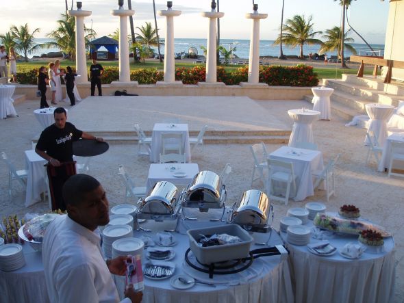Destination wedding at Puerto Rico hotel :  wedding puerto rico hotel melia gran melia boda latino hispanic destination beach Mirador Acropolis 3