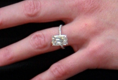 For Fun : Celebrity Ring Envy, Who's yours? :  wedding ring envy ring crush dream ring just for fun ring porn celebrity Reese Witherspoon Engagement Ring