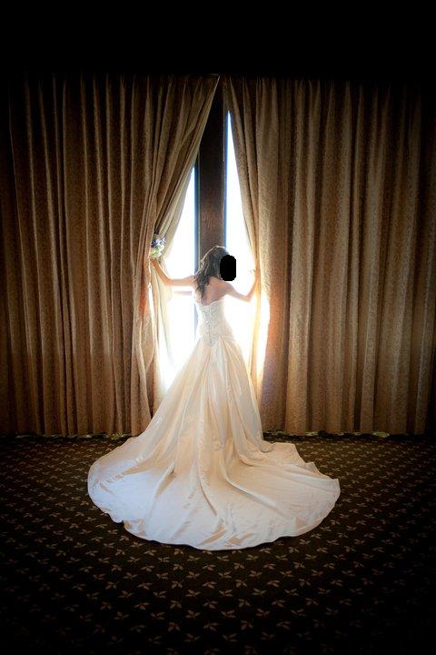 Would love to see your beautiful trains!!! :  wedding Loretta Bl