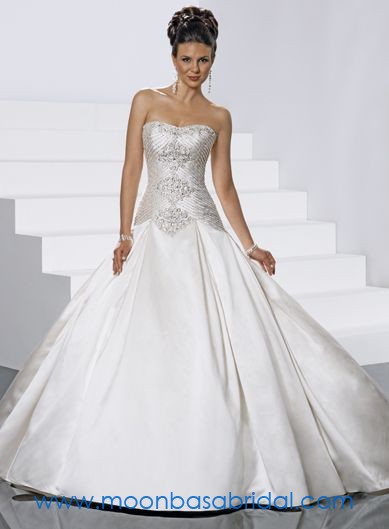 Can I See Your Poofy Ballgown? What crinoline used? : wedding ballgown hoop crinoline skirt poof full Sottero Midgley Rsm1060 01