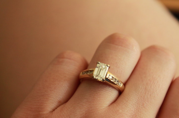 Yellow Gold, Yellow Gold, CALLING ALL YELLOW GOLD!!!! :  wedding yellow gold 1 rings Screen Shot 2011 05 26 At 4.23.48 PM