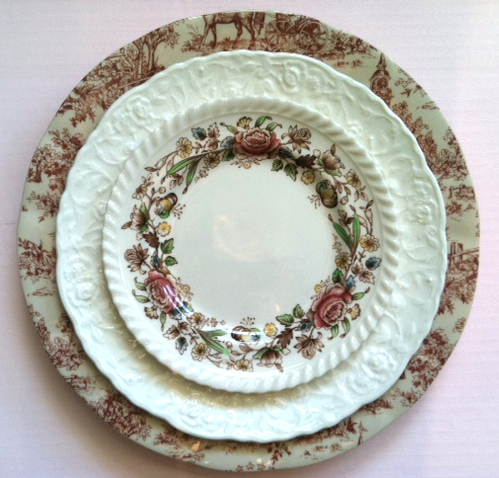 Has anyone used mismatched china at their wedding? :  wedding china mismatched romantic Set6