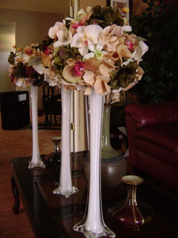  DIY centerpieces wedding green orchids champagne hydrangea tower vases 