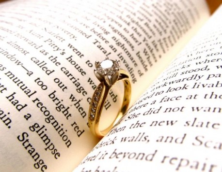 Have any Creative Pictures of your engagement ring? :  wedding ring creative picture Ring1