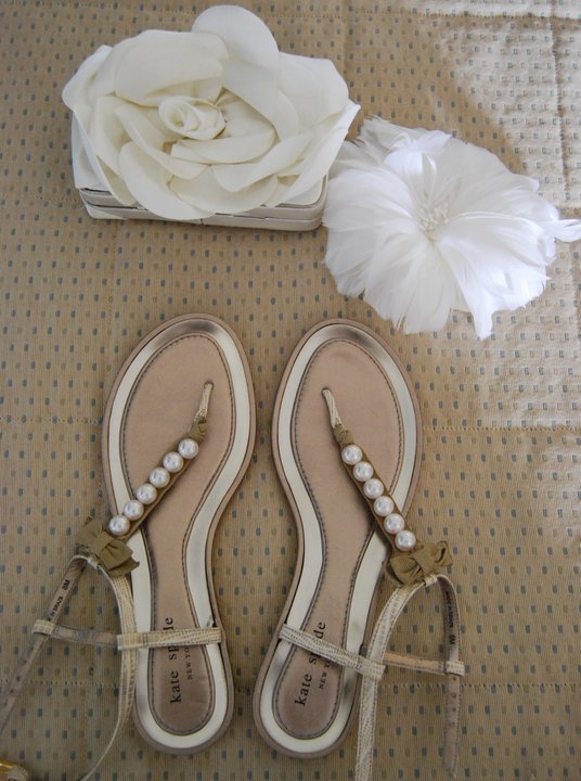 Brides Wearing FLATS! ...or BOOTS! ...or anything BUT heels : ) : wedding Weddingshoesaccessories