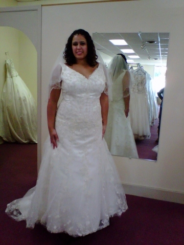 A Beautiful Plus Sized Bride :  wedding plus size 1 maggie sottero real woman 9b20076e8fa3  1295133480000