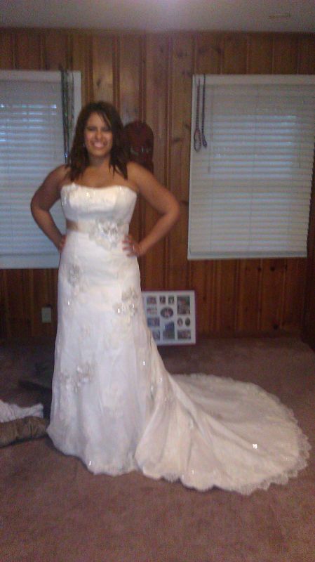 A Real Bride in a Real Maggie - MY DRESS JUST CAME IN!! :  wedding maggie plus size 1 lace geneva IMAG0116