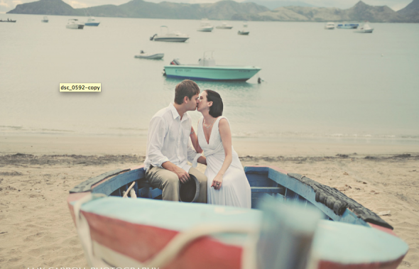Can someone help me find a Photographer like this??? : wedding Pic 1