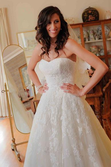 **Photo Recap**Girls Getting Ready!** Very Pic Heavy! :  wedding recap girls getting ready photos brooch ANNA  JON 2011   LOW RESOLUTION 154